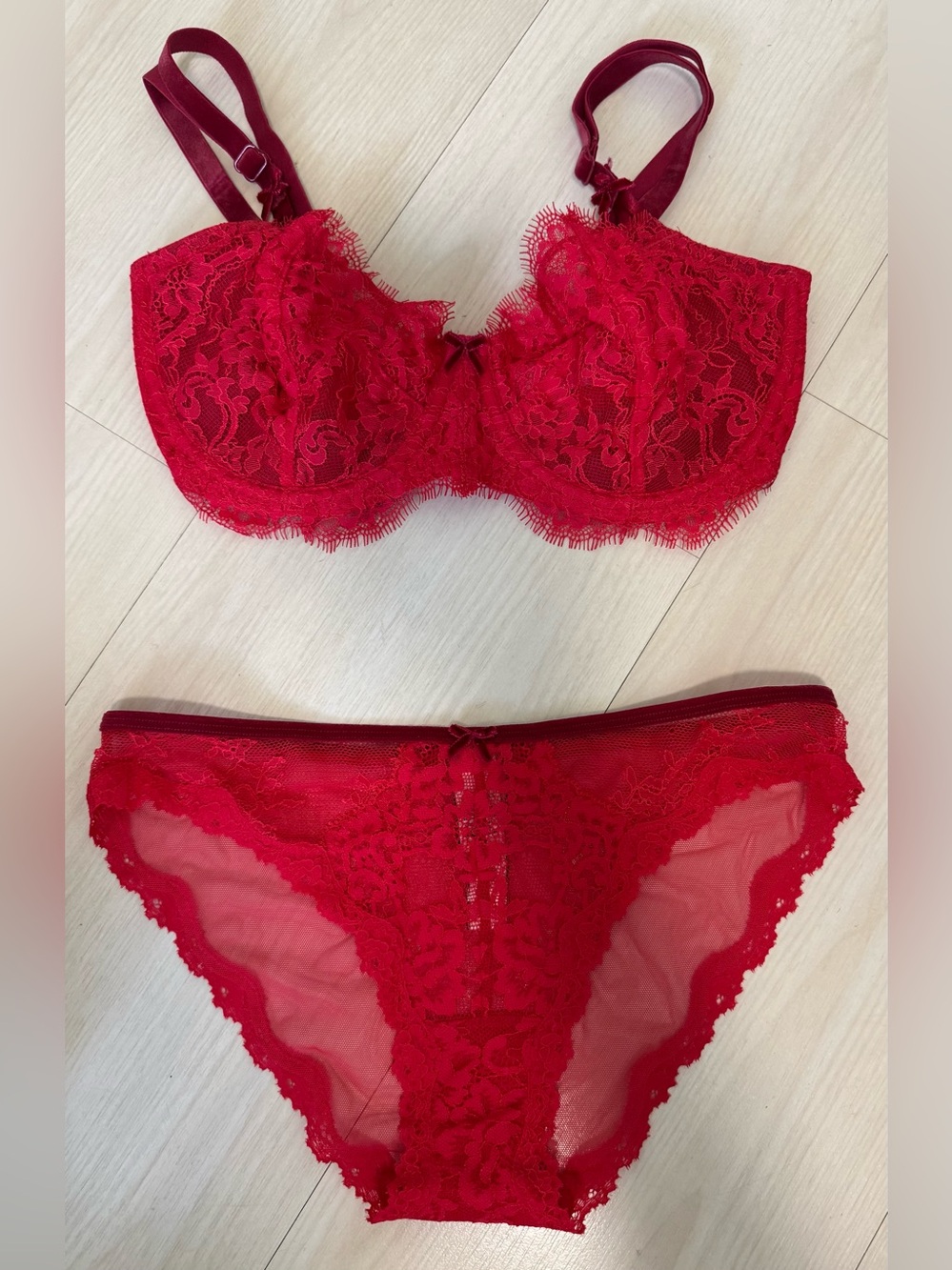 NWOT Victoria’s Secret Red Lace and Velvet Unlined Bra and Panty